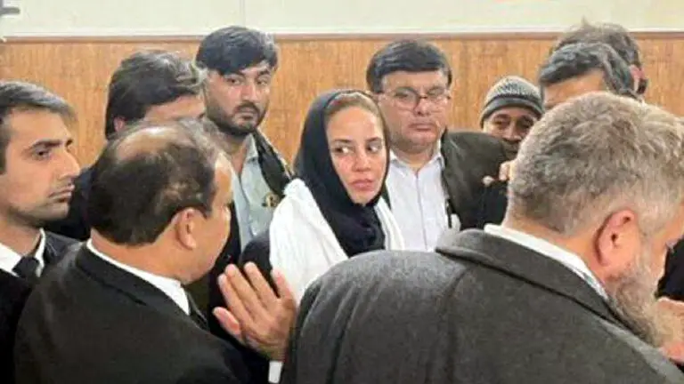 Zartaj Gul In Peshawar High Court | زرتاج گل عدالت کھلوانے میں کامیاب ہو گئیں ، ضمانت منظور