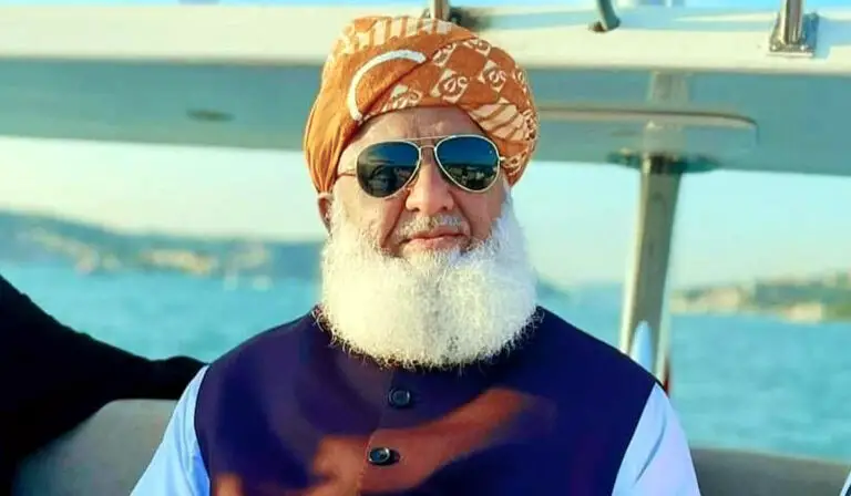 Maulana Fazl ur Rehman Rejects Elections Results, Announces Protests