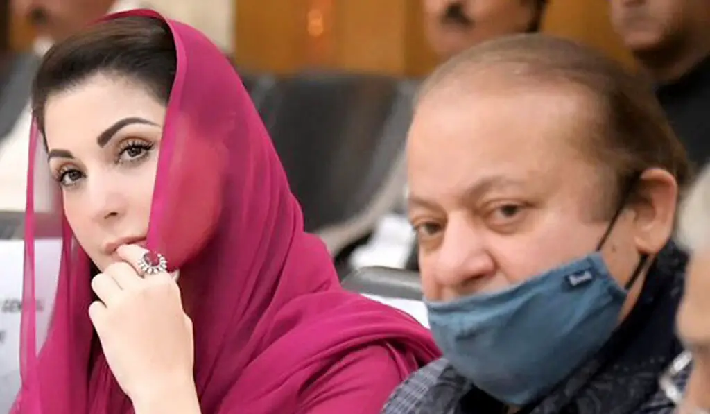 Nawaz Sharif with Maryam Nawaz